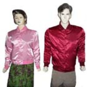 Veste universitaire pour femme, style Letterman, personnalisable, streetwear, bomber, boutonnée, mode hiver pour fabricants de vêtements - Product Image 3