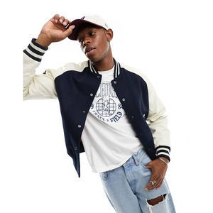 Fournisseur de vestes universitaires en gros, vestes de baseball universitaires de haute qualité, style universitaire, parfaites pour les logos personnalisés et les commandes en gros - Product Image 1