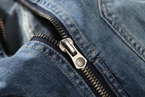 Veste en jean en toile pour homme, personnalisée, de haute qualité, respirante, 340g, avec fermeture éclair, broderie de logo frontal, style streetwear - Product Image 4