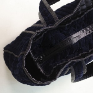 Wholesale Assorted Solid Color Velvet Quilted Tote Bag High Quality Indian Soft Fabric <b>Handbag</b> - Product Image 3