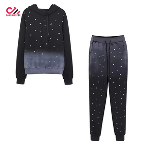 Conjunto de Sudadera con Capucha y Pantalones Deportivos Personalizados con Pedrería, Dos Piezas, con los Mejores Materiales, para Hombre - Product Image 1