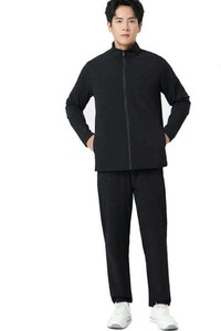 Ensemble de survêtement sportif pour homme, collection automne, personnalisable avec logo, coupe-vent, respirant, couleur unie, tenue de jogging, design 2-en-1 - Product Image 3