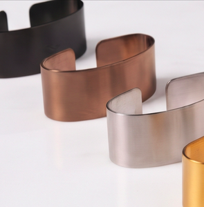Juego de Anillos para Servilletas Semicirculares de Metal Moderno, 4 Colores, Acabado Mate, Decoración de Mesa para Bodas y Cenas - Product Image 3