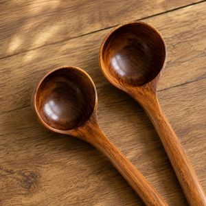 Ensemble de 2 louches en bois faites à la main, ustensiles de cuisine en bois naturel, sans danger pour les aliments, lavage à la main uniquement - Product Image 6