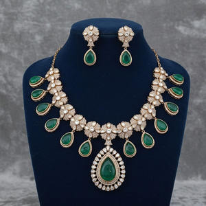 Collar de Perlas Naturales de Agua Dulce y Moissanita, Chapado en Oro de 22k, Plata de Ley 925, Estilo Vintage, con Colgante Solitario, para Boda - Product Image 1