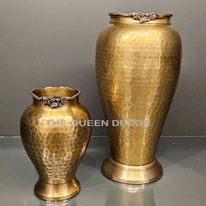 Vases à fleurs en aluminium de forme ronde finition dorée, qualité exclusive, pour cadeaux, mariage, bureau et salon - Product Image 3