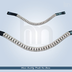 Bride de dressage en cuir rembourré personnalisé, style Swarovski, avec frontale en cristal vert émeraude de qualité supérieure, en forme de U et ornée de strass. - Product Image 6
