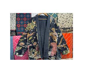Chaqueta Reversible Acolchada Kantha, Transpirable, Ecológica, de Algodón, con Estampado Floral Boho para Mujer - Product Image 1