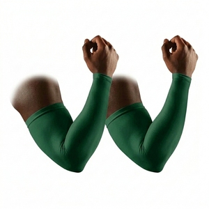 Manchons de compression sportifs en polyester rafraîchissants et anti-UV pour hommes et femmes, vente en gros - Product Image 4