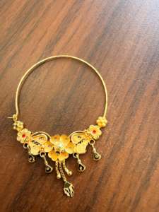 Anillo de nariz de oro macizo de 22k, joyería nupcial tradicional india, diseño de aro con esmalte floral de pavo real, tamaño grande, alambre para perforación. - Product Image 6