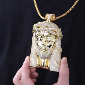 Colgante con Rostro de Cristo, Plata 925, Bañado en Rodio, Moissanita Redonda de Corte Brillante, Microincrustaciones, Amuleto Religioso para Hombre - Product Image 2