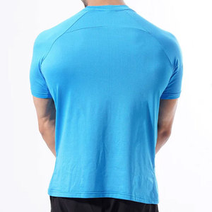 Ropa Deportiva para Hombre, Personalizada, de Poliéster y Elastano, Corte Regular, 180 Gramos, Deportiva, Ecológica, Transpirable, para Correr - Product Image 4