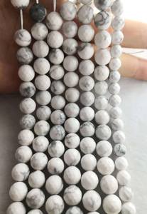 ลูกปัดหินฮาวไลท์สีขาวทรงเหลี่ยมเต็มเม็ด หินหยกขาว สำหรับทำสร้อยข้อมือ DIY เครื่องประดับ - Product Image 3