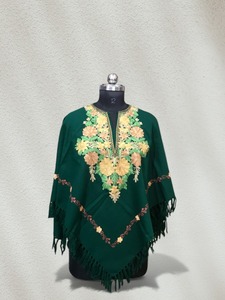 Poncho-châle brodé floral fait main du Cachemire, en laine douce, pour femme, idéal pour l'hiver, avec broderie traditionnelle Ari du Cachemire, cape en laine. - Product Image 2