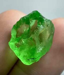 Listo para Enviar: 62 Gramos de Peridoto Verde Natural de Alta Calidad, Minerales Abbott, Modelo AMP007, Corte en Bruto para Fabricación de Joyería al por Mayor - Product Image 3