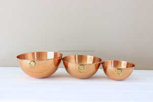 Elégant bol de service rond en acier inoxydable dernier design parfait pour une grande cuisine élégante et une table à manger - Product Image 6