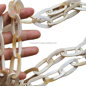 Collar de resina y plumas de cuerno de melodía mística 100%, joyería elegante para inventario de joyería de mujer al por mayor por M.R.S. EXPORTACIONES - Product Image 1