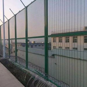 Высокопрочная оцинкованная проволочная сетка из нержавеющей стали для жилого и промышленного использования - Product Image 4