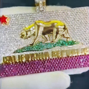 Colgante para hombre de oro amarillo de 10K con logotipo Hip Hop, diseño 3D personalizado, con moissanita VVS y diamante de laboratorio en forma de estrella, certificado IGI, de RB GEMS YUKUI - Product Image 4