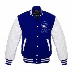 เสื้อแจ็คเก็ตวาร์ซิตี้ผู้ชายแบบกำหนดเอง สีน้ำเงินขาว เสื้อแจ็คเก็ตเลตเตอร์แมน เสื้อแจ็คเก็ตเบสบอลทรงบอมเบอร์ ชุดยูนิฟอร์มทีมวิทยาลัย ชุดกีฬา รับผลิตแบบ OEM ODM ปรับแต่งได้ - Product Image 2