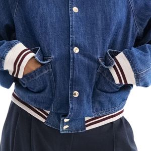 Vestes en jean personnalisées pour femmes, manteaux en jean classiques décontractés, vêtements d'extérieur légers pour la mode streetwear, OEM ODM en gros - Product Image 3