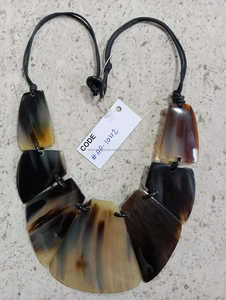 Collar de cadena de cuerno de búfalo natural hecho a mano impresionante patrón de ancla vintage con anillo para ocasiones de regalo - Product Image 2