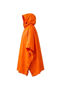 Bolsa Impermeable Reversible Personalizada Naranja y Camuflaje, Poncho para Exteriores con Capucha de Sialkot, Pakistán - Product Image 2