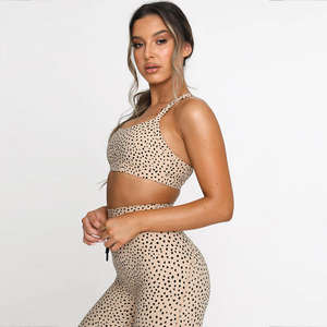 Proveedor OEM de Ropa de Yoga, Tela Suave y Elástica, Ropa Deportiva Ideal para Yoga, Pilates, Gimnasio y Marcas de Ropa de Marca Privada - Product Image 5