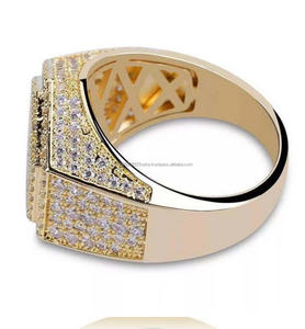 Superbe bague de fiançailles et de mariage classique hip-hop en moissanite et argent sterling pour femme, cadeau pour anniversaire et anniversaire de mariage - Product Image 4