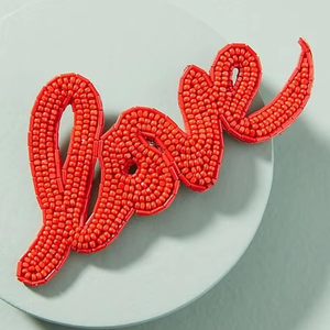 Broches perlées, broche de créateur faite à la main. Accessoires de haute qualité. Broche au design unique. Le meilleur cadeau pour une fête prénatale. - Product Image 1