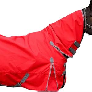 Couvertures d'hiver pour chevaux de qualité supérieure, confortables, respirantes, durables, entièrement personnalisables, faciles à mettre, pour la course, en polyester - Product Image 5