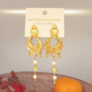 Pendientes Clásicos Dorados Tipo Huggie con Circonita y Perla, Diseño de Flor de Moda, Colgantes para Fiestas - 11058823GL - Product Image 3