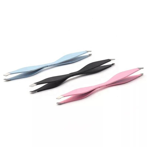 Pince à épiler professionnelle double face en acier inoxydable de qualité chirurgicale à double embout pour isolation et volume des cils - Product Image 5