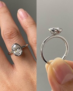 Bague de fiançailles à sertissage ovale - Bague solitaire en diamant de laboratoire personnalisé de 2 carats : Or blanc 14 carats certifié IGI - Product Image 5