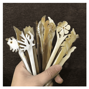 Varita de cuerno de búfalo natural para peinados decorativos y uso diario de moda, proveedor de Vietnam. - Product Image 1