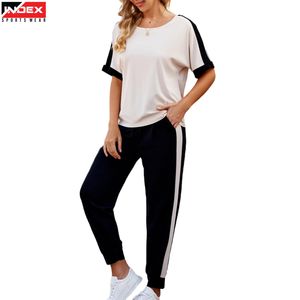 Conjunto Innovador de Camiseta y Pantalones para Correr para Mujer, Tejido Transpirable, Ropa de Gimnasio Cómoda, Ropa Deportiva Elegante, Atuendo de Fitness - Product Image 1