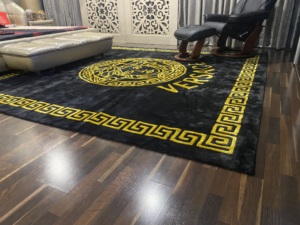 Alfombra de Lana de Lujo Hecha a Mano con Diseño Clásico Rojo para Sala de Estar o Dormitorio, Diseño de Pelo Grueso y Suave - Product Image 6