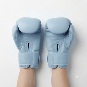 นวมชกมวย PU สีฟ้าอ่อน รองรับข้อมือได้อย่างสบาย เหมาะสำหรับการฝึกซ้อมและการต่อสู้ ใช้ได้ทุกฤดูกาล ทำจากหนังวัวแท้ - Product Image 4