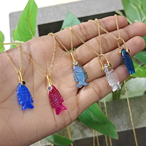 Colgante de Pez de Labradorita, Jade, Cristal de Cuarzo y Circonita Cúbica, Chapado en Oro de 18K sobre Latón, Collar Único, Moderno y Minimalista para Fiesta, Regalo para Ella - Product Image 4