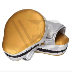 Mitaines de boxe d'entraînement professionnelles sur mesure en cuir véritable avec poignets lacés, coussinets de frappe personnalisables avec logo OEM - Product Image 1