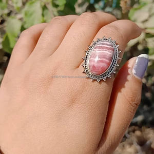 925 Sterling Silver Boho Rhodocrosite Déclaration Anneau À La Main Rose Pierre Hippie Bijoux pour Mariages Fêtes - Product Image 1