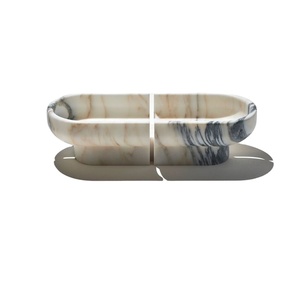 Plateau de service divisé en résine blanc et noir Plateau décoratif élégant pour la cuisine, le bureau et l'affichage à la maison - Product Image 1