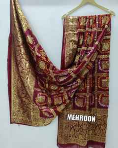 Dupatta de Seda con Arte Bandhani - Product Image 1