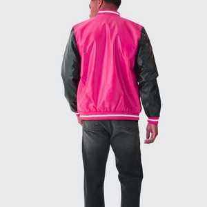 Veste bomber en satin personnalisée, veste de baseball avec patch en chenille, veste de baseball pour hommes, unisexe, vente en gros - Product Image 3