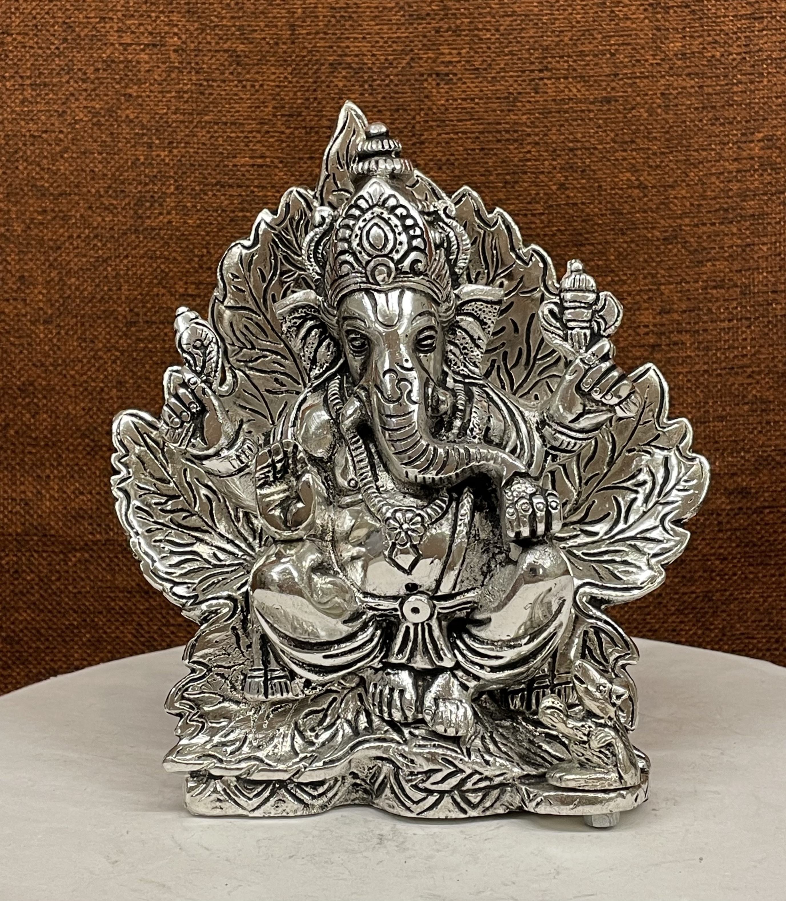 เช่นเดียวกับรูปภาพ