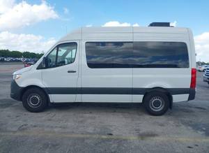 Mercedes-Benz Sprinter 2500 Usada, Modelo 2026, Techo Estándar, con Motor Diésel de 2.0l - Product Image 5