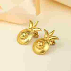 Classic <b>Daisy</b> Nature Inspired Earrings 925 Sterling Silver Gold Plated Everyday Wear Jewelry - Product Image 3