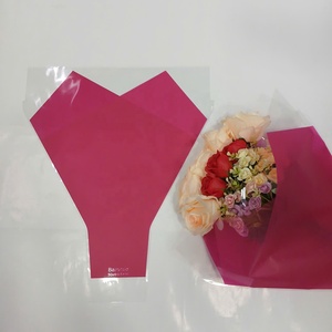 ฟิล์มใส OPP/CPP กันน้ำแบบกำหนดเองสำหรับห่อดอกไม้ ลายหัวใจ ผิวมันเงา - Product Image 2