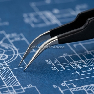 Pinzas Antiestáticas de Precisión Personalizables, Pinzas de Punta Fina de Acero de Alta Calidad para Extensión de Pestañas, Uso en Salón - Product Image 3