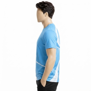 เสื้อยืดผู้ชายทรงสบาย ระบายอากาศได้ดี โครงสร้างแข็งแรง ผลิตตามแบบ OEM ผลิตจากผ้าคอตตอนผสม คอกลม แขนสั้น - Product Image 4